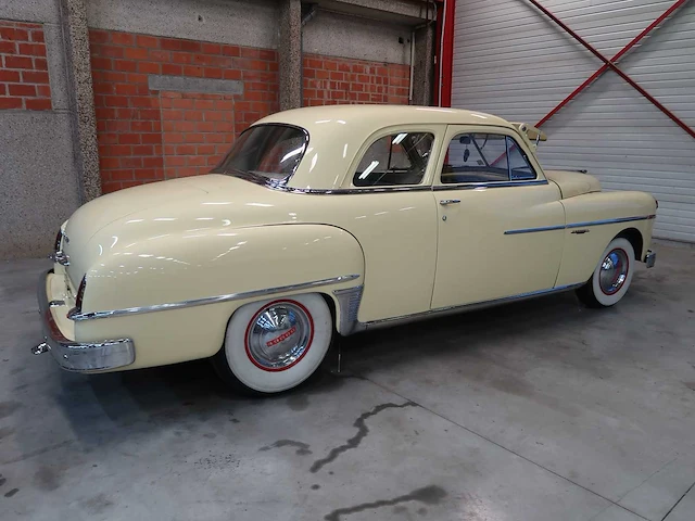 Ontwijk coronet - afbeelding 8 van  76