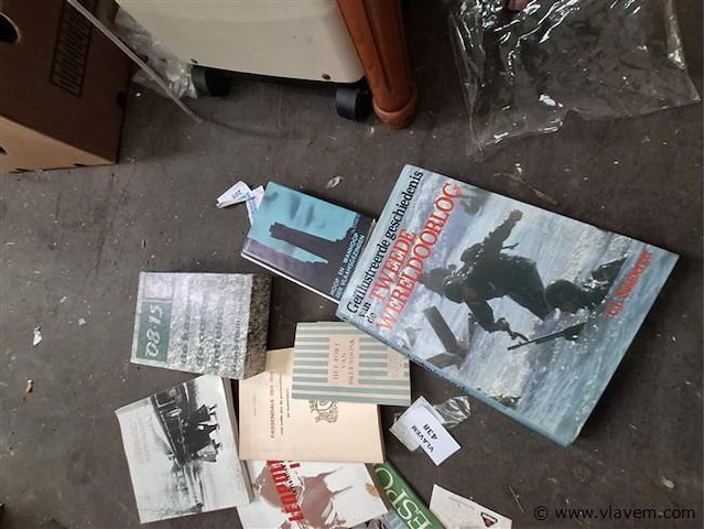 Oorlogsboeken - afbeelding 3 van  4