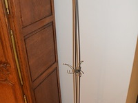 Oosterse loper ca. 3 m, smeedijzeren kapstok, porseleinen paraplubak - afbeelding 6 van  7