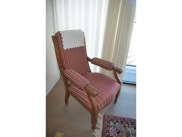 Opazetel, beige lederen poef, 2 ronde bijzettafeltjes - afbeelding 8 van  8