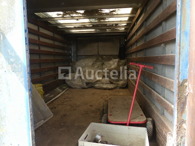 Opbergdoos voor buiten (oude bestelwagen) - afbeelding 4 van  5
