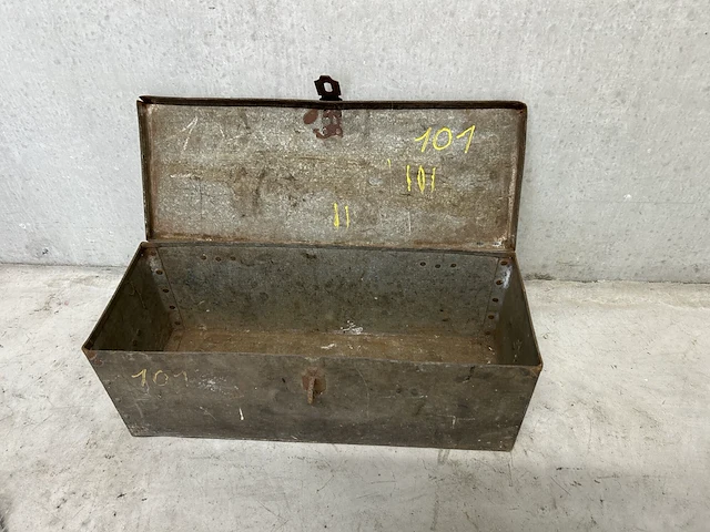 Opbergkist metaal 56x22x22 - afbeelding 2 van  3