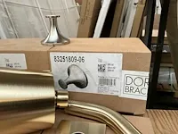 Opbouw hoofddouche dornbracht en 6x handdoekhouder - afbeelding 7 van  8