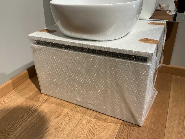 Opbouw wastafel + onderkast + spiegel - afbeelding 3 van  4