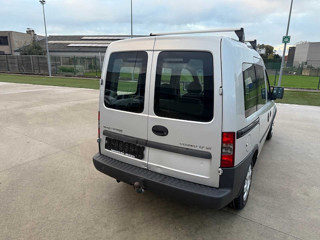 Opel - 2003 - combo - personenauto - afbeelding 2 van  32