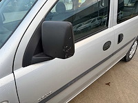 Opel - 2003 - combo - personenauto - afbeelding 10 van  32