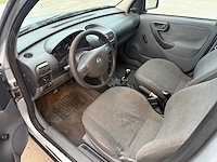 Opel - 2003 - combo - personenauto - afbeelding 16 van  32