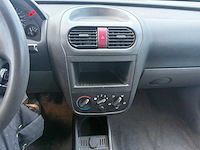 Opel - 2003 - combo - personenauto - afbeelding 18 van  32