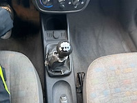 Opel - 2003 - combo - personenauto - afbeelding 19 van  32