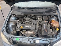 Opel - 2004 - astra - personenauto - afbeelding 6 van  14