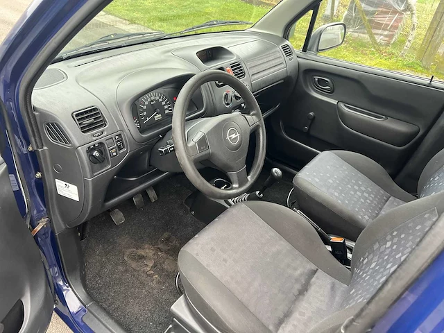 Opel - 2005 - agila - personenauto - afbeelding 6 van  18