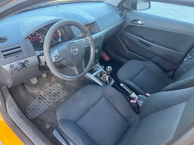 Opel - 2005 - astra - lichte vracht - personenauto - afbeelding 21 van  30