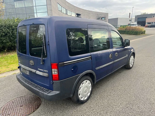 Opel - 2007 - combo - personenauto - afbeelding 22 van  24