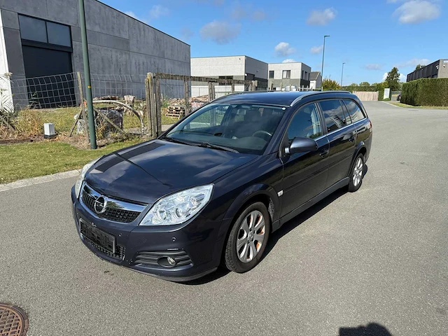 Opel - 2007 - vectra - personenauto - afbeelding 19 van  24