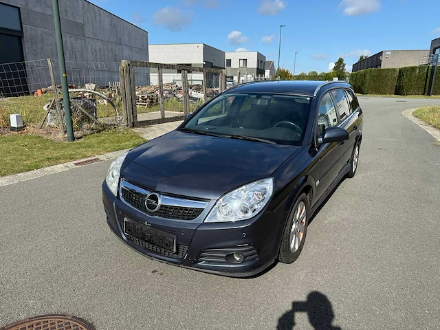 Opel - 2007 - vectra - personenauto - afbeelding 20 van  24