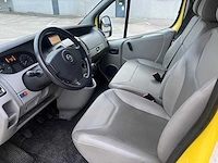 Opel - 2008 - vivaro - ambulance - personenauto - afbeelding 10 van  32