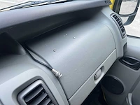 Opel - 2008 - vivaro - ambulance - personenauto - afbeelding 18 van  32