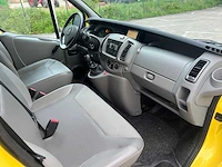 Opel - 2008 - vivaro - ambulance - personenauto - afbeelding 20 van  32
