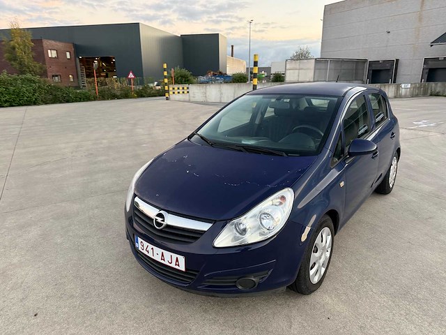 Opel - 2009 - corsa - personenauto - afbeelding 18 van  23