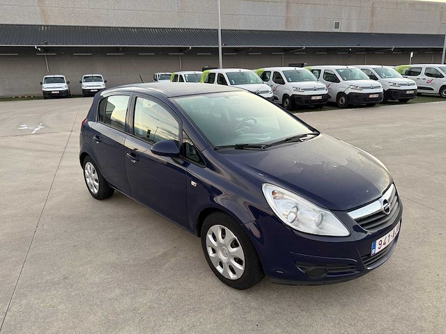 Opel - 2009 - corsa - personenauto - afbeelding 19 van  23