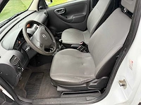 Opel - 2010 - combo - personenauto - afbeelding 7 van  19