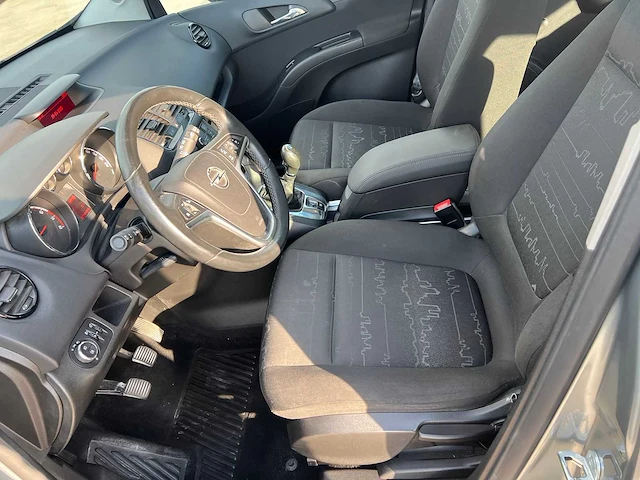 Opel - 2012 - meriva - personenauto - afbeelding 20 van  33