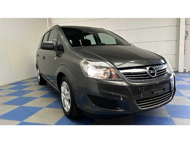 Opel - 2012 - zafira - personenauto - afbeelding 1 van  38