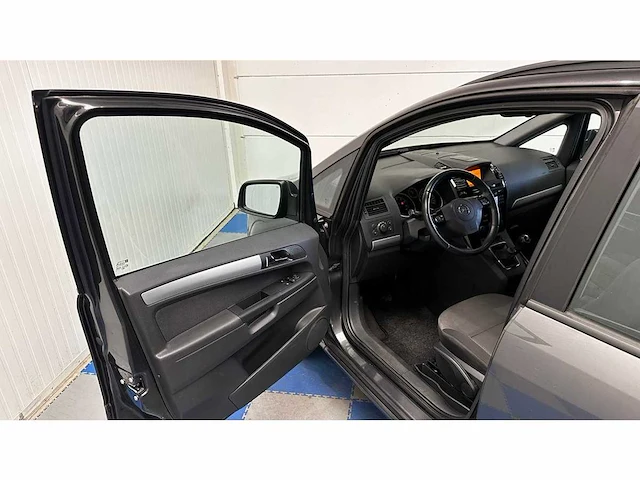 Opel - 2012 - zafira - personenauto - afbeelding 13 van  38