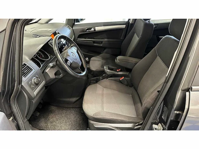 Opel - 2012 - zafira - personenauto - afbeelding 15 van  38