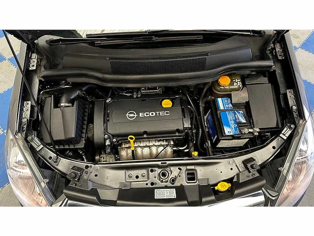 Opel - 2012 - zafira - personenauto - afbeelding 20 van  38