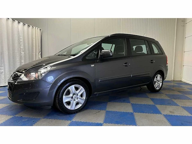 Opel - 2012 - zafira - personenauto - afbeelding 24 van  38