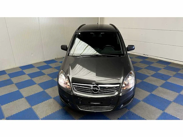 Opel - 2012 - zafira - personenauto - afbeelding 26 van  38