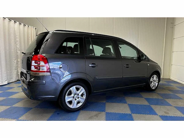 Opel - 2012 - zafira - personenauto - afbeelding 23 van  38