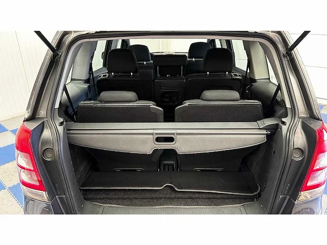 Opel - 2012 - zafira - personenauto - afbeelding 33 van  38
