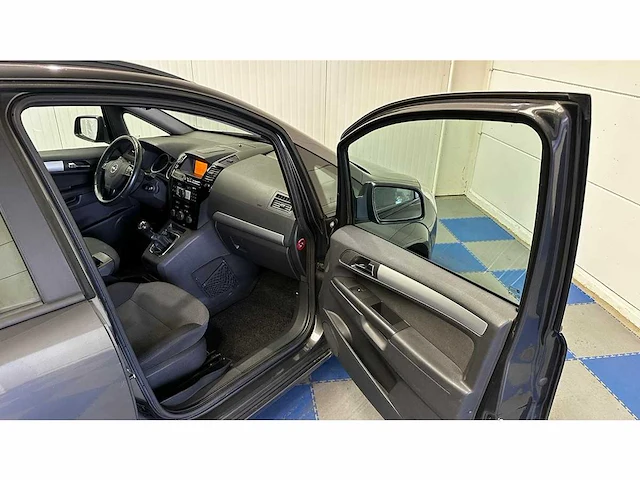 Opel - 2012 - zafira - personenauto - afbeelding 36 van  38