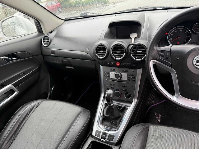 Opel - 2013 - antara - 4x4 - personenauto - afbeelding 7 van  18