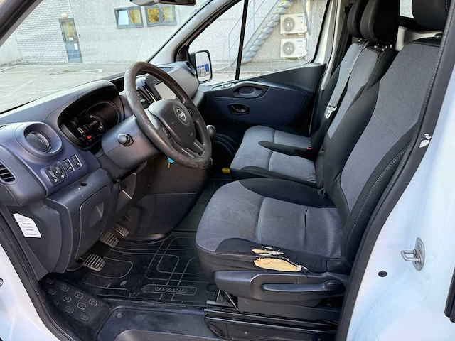 Opel - 2015 - vivaro - personenauto - afbeelding 10 van  36