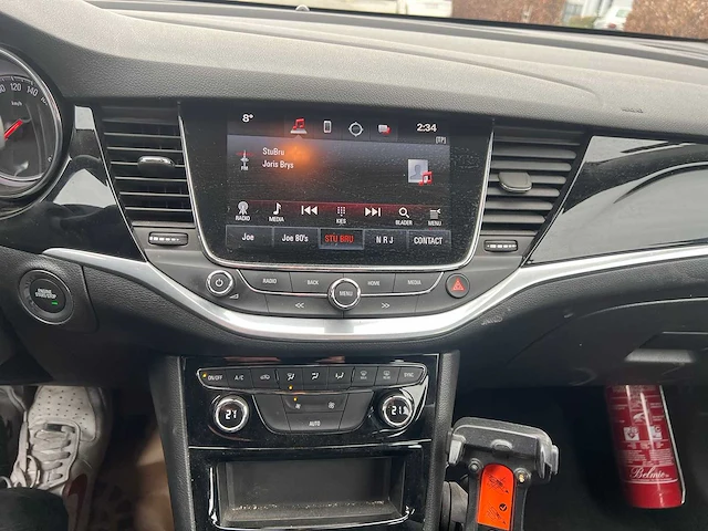 Opel - 2018 - astra sports tourer - personenauto - afbeelding 10 van  19