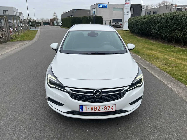 Opel - 2018 - astra sports tourer - personenauto - afbeelding 16 van  19