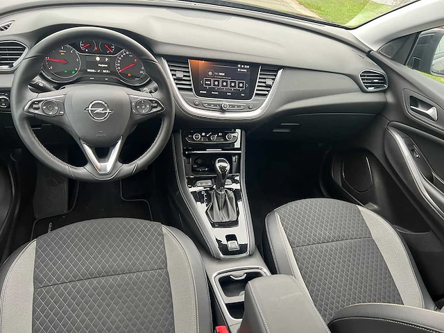 Opel - 2018 - grandland - personenauto - afbeelding 14 van  22