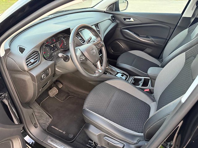 Opel - 2018 - grandland x - personenauto - afbeelding 9 van  23