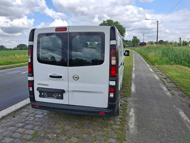 Opel - 2019 - vivaro-b - personenauto - afbeelding 18 van  22