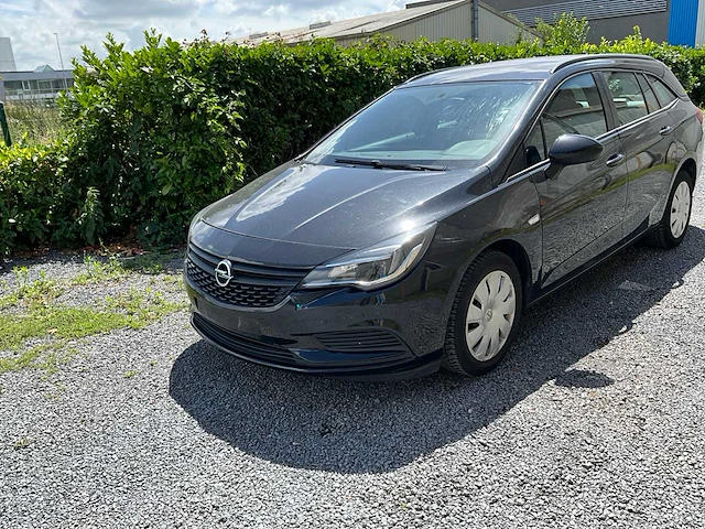 Opel - astra sports tourer - 2017 - personenauto - afbeelding 1 van  35