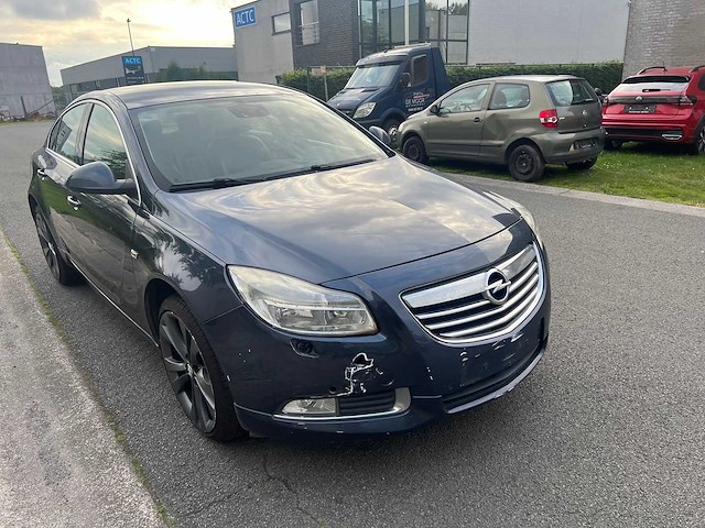 Opel - insignia - 2009 - afbeelding 9 van  16