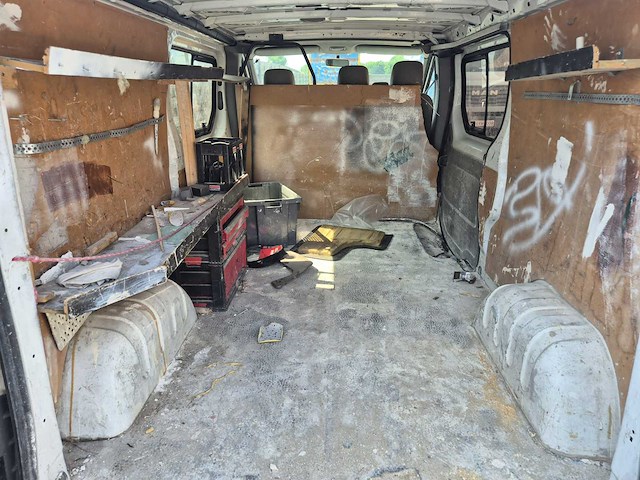 Opel - vivaro - bedrijfswagen - afbeelding 4 van  21