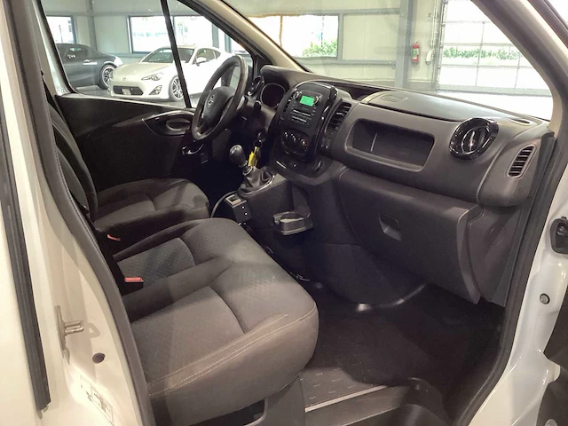 Opel - vivaro - koelwagen - afbeelding 8 van  19