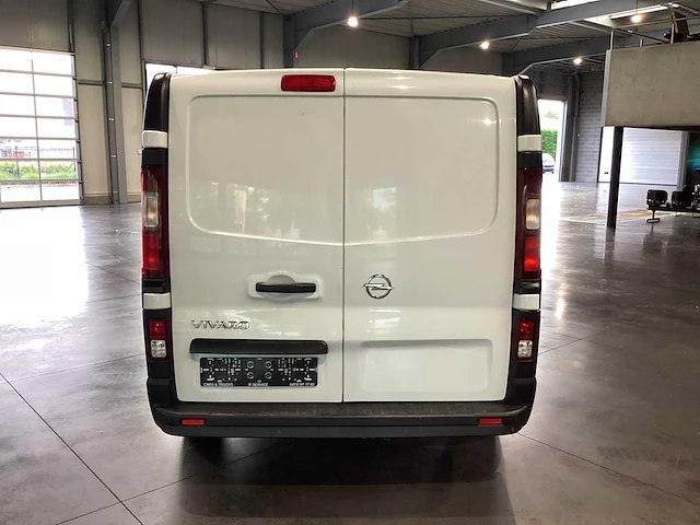 Opel - vivaro - koelwagen - afbeelding 16 van  19