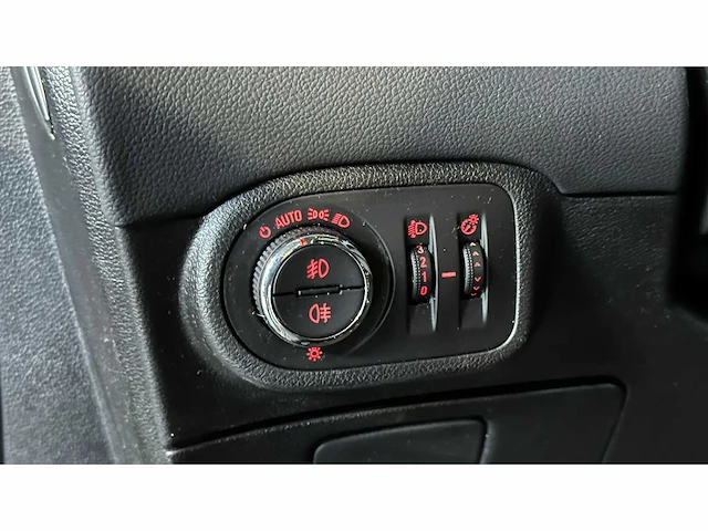 Opel - zafira - 1.6 cdti - personenauto - afbeelding 27 van  50