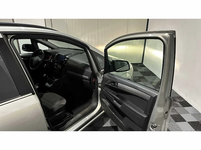 Opel - zafira - 7-zitplaatsen - personenauto - afbeelding 4 van  38