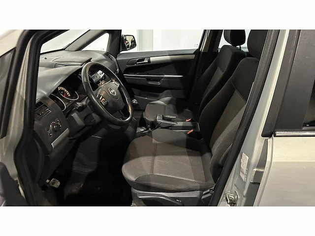 Opel - zafira - 7-zitplaatsen - personenauto - afbeelding 11 van  38